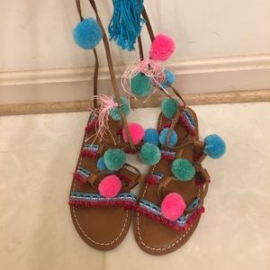 Pom Pom shoes!
